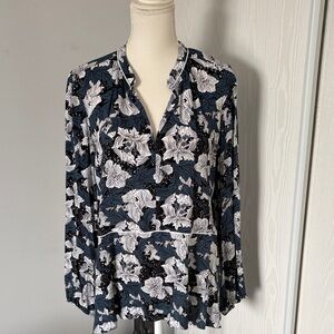 Floral V-Neck Long Sleeve Blouse - Black & White